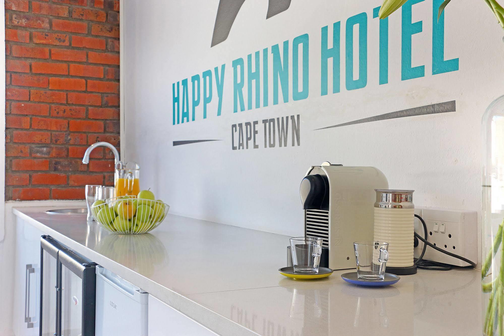 Happy Rhino Hotel Cape Town Exterior photo